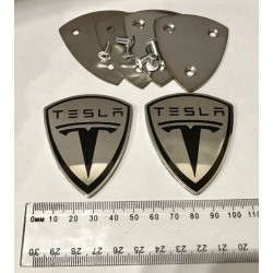EXCLUSIVE HANDMADE LOGO IN THE CAR MAT FOR TESLA