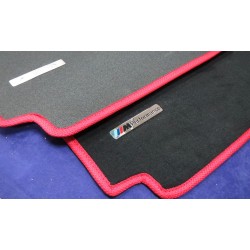 EXCLUSIVE HANDMADE LOGO IN THE CAR MAT FOR BMW