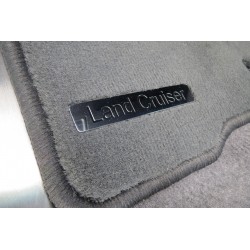 EXCLUSIVE HANDMADE LOGO IN THE CAR MAT FOR TOYOTA LAND CRUISER